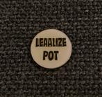 PIN - LEAALIZE POT - CANNABIS - MARIHUANA, Verzenden, Gebruikt, Overige onderwerpen, Speldje of Pin