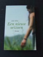 Boek Een nieuw seizoen - Judy Astley, Ophalen of Verzenden, Zo goed als nieuw, Amerika