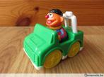 superbe petite voiture avec personnage ernest sesame street, Hobby & Loisirs créatifs, Utilisé, Voiture