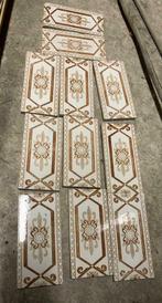 11 tegels voor rand van 1,68 m. Bruin/beige., Wandtegels, Keramiek, Minder dan 20 cm, Ophalen of Verzenden