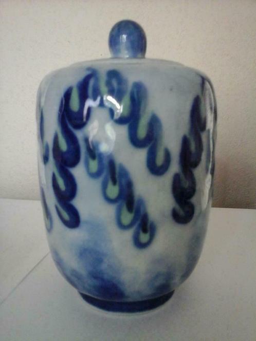 Vase  art  déco  en porcelaine Limoges par Camille Tharaud, Antiquités & Art, Antiquités | Porcelaine, Enlèvement ou Envoi