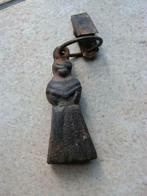 Figurine antique en métal plein sur pince, Antiquités & Art, Enlèvement ou Envoi