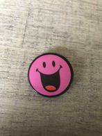 Button pins Smiley fuchsia, Comme neuf, Bouton, Enlèvement ou Envoi