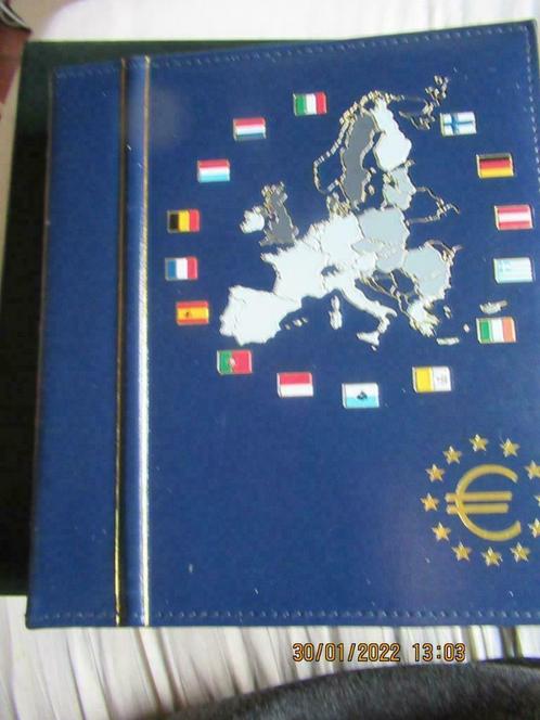 Valentijnsdag FDC Euro 2005 munten alle landen in album, Postzegels en Munten, Munten | Europa | Euromunten, Setje, Overige landen