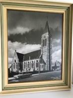 Foto Kerk van St .-Jan bij Ieper in kader achter glas, Ophalen, 1960 tot 1980, Foto, Zo goed als nieuw