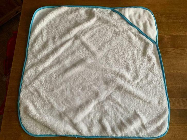 cape - essuie de bain pour bébé 74 cm, Enfants & Bébés, Bains & Soins, Neuf, Autres types, Autres marques, Standard