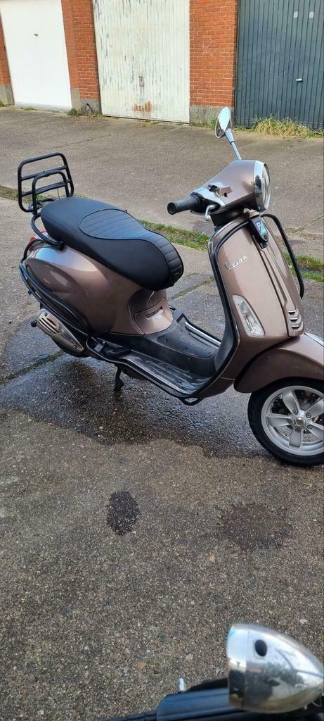 ② Vespa Primavera B Klasse 2 takt — Scooters | Vespa — 2dehands