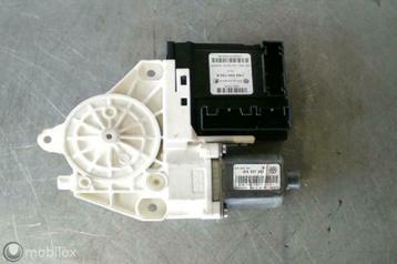 Raammotor 5-drs RV 1K4837402T Volkswagen Golf V ('03-'08) beschikbaar voor biedingen