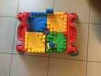 Megabloks speeltafel inclusief blokken, Kinderen en Baby's, Speelgoed | Bouwstenen, Ophalen of Verzenden, Gebruikt, Megabloks