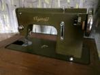 mooie vintage naaimachine vigorelli in kast, Antiek en Kunst, Antiek | Naaimachines, Ophalen