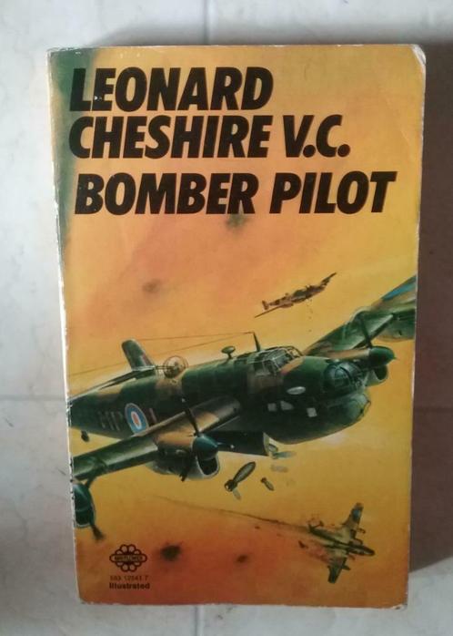 Bomber Pilote: Leonard Cheshire VC, Livres, Guerre & Militaire, Utilisé, Armée de l'air, Deuxième Guerre mondiale, Enlèvement ou Envoi