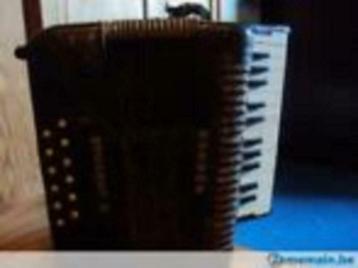 accordéon hohner student ll, Musique & Instruments, Enlèvement, Utilisé, Hohner, Avec bretelles