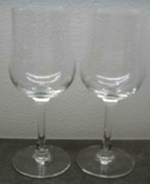 Witte wijnglazen., Huis en Inrichting, Keuken | Servies, Zo goed als nieuw, Glas of Glazen, Effen, Glas, Ophalen of Verzenden