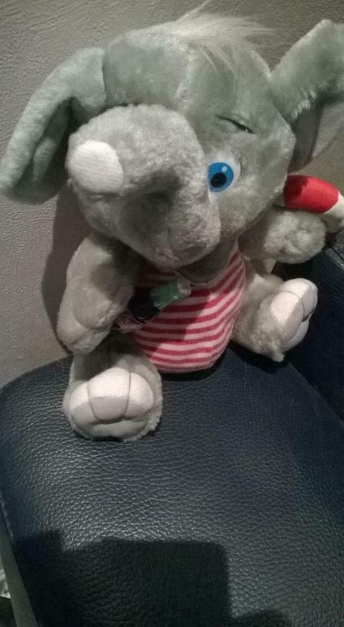 knuffel coca cola olifant, Kinderen en Baby's, Speelgoed | Knuffels en Pluche, Gebruikt, Olifant, Ophalen of Verzenden