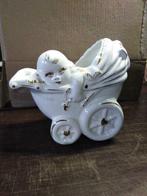 beeld/schaal kind in kinderwagen, Verzamelen, Gebruikt, Mens