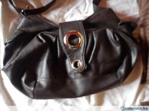 diverse schoudertas, Handtassen en Accessoires, Tassen | Damestassen, Gebruikt, Schoudertasje, Bruin, Ophalen of Verzenden