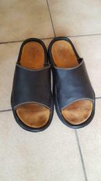 lederen sloffen pantoffels, 43 bovenkant en voetbed in leder, Zwart, Ophalen of Verzenden, Pantoffels of Sloffen, Gedragen