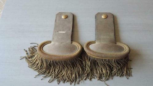 Epaulettes officier subalterne 12e  de ligne Armée belge, Collections, Objets militaires | Général, Armée de terre, Enlèvement ou Envoi