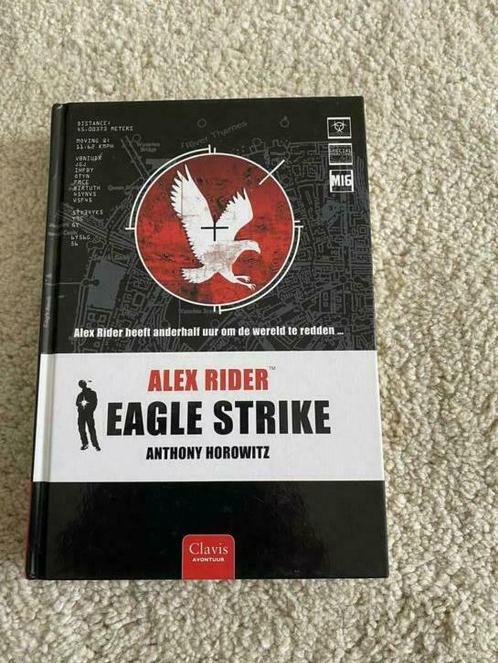 Anthony Horowitz - Eagle Strike, Livres, Livres pour enfants | Jeunesse | 10 à 12 ans, Enlèvement ou Envoi