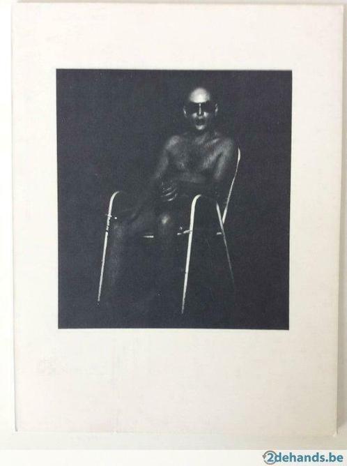 Urs Lüthi "The last show in black and white" 1979, Livres, Art & Culture | Arts plastiques, Utilisé, Enlèvement ou Envoi