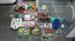 Speelgoed (puzzels,plastiek bestek,kopjes,fruit,rolschaatsen, Enlèvement ou Envoi