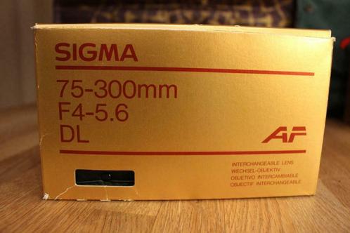 Objectif zoom Sigma 75-300mm en très bon état + housse cuir., TV, Hi-fi & Vidéo, Photo | Lentilles & Objectifs, Utilisé, Objectif grand angle