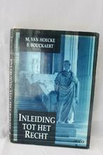 Studieboek - Inleiding tot het Recht - Van Hoecke/ Bouckaert, Boeken, Studieboeken en Cursussen, Gelezen, Ophalen of Verzenden