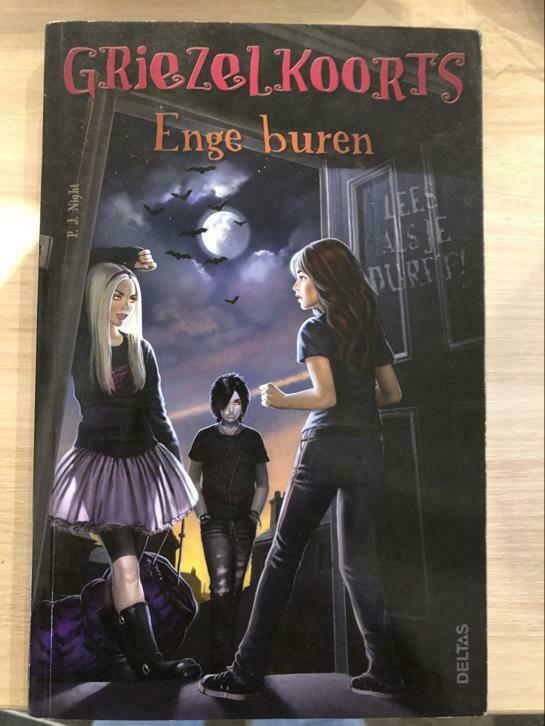 Griezelkoorts Enge buren, Boeken, Kinderboeken | Jeugd | 10 tot 12 jaar, Zo goed als nieuw, Fictie, Ophalen of Verzenden