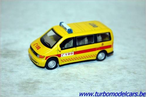 Mercedes-Benz Vito Belgische ambulance 3inches Hongwell, Hobby en Vrije tijd, Modelauto's | Overige schalen, Zo goed als nieuw