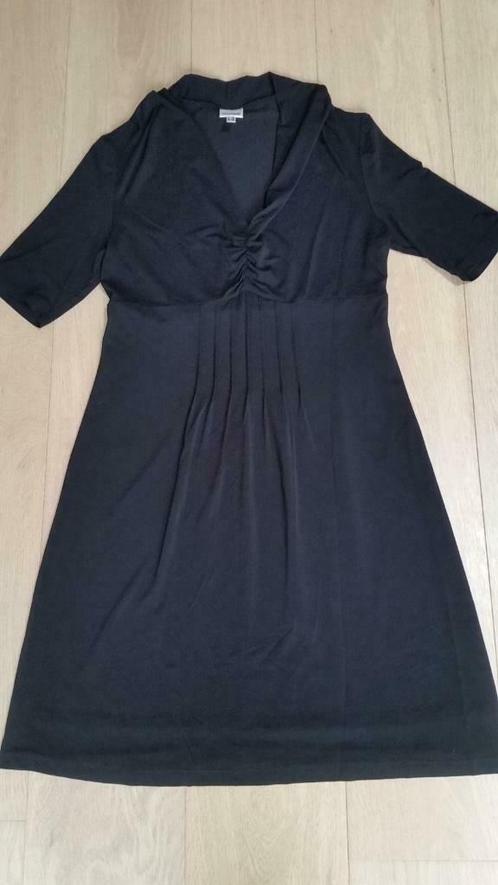 ② Geklede, zwarte jurk 'Mayerline' (maat: 38) — Robes — 2ememain