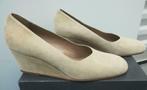 216A * BENOITE C beige pumps 3x leren topkoffer (41), Kleding | Dames, Nieuw, Pumps, Verzenden, Overige kleuren