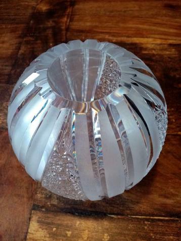 Prachtige kristallen vaas h-15cm.