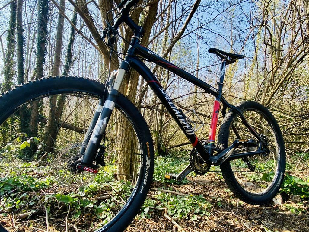 ② Specialized MTB 26 inch — Fietsen | Mountainbikes en ATB — 2dehands