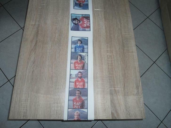 Magnifique Ancienne Rare écharpe Standard Année 70 Excellell, Verzamelen, Sportartikelen en Voetbal, Zo goed als nieuw, Vaantje of Sjaal