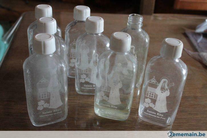 bouteilles religieuses Sainte Rita, Collections, Religion, Utilisé