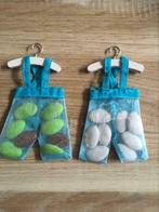 sujet salopettes bleu plus cintres, Enlèvement ou Envoi, Comme neuf