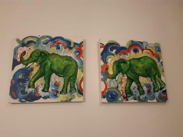 2 peintures d'éléphant