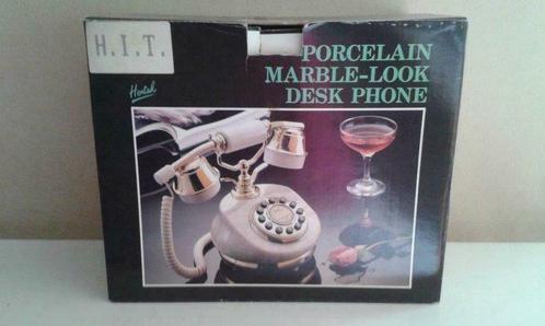 nieuw porcelain marble-look Desk Phone, Antiek en Kunst, Antiek | Keramiek en Aardewerk, Ophalen