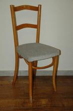 VINTAGE - MOOI GEVORMD BEUKENHOUTEN THONET-STOELTJE, Ophalen