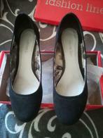 belle chaussure noire, Comme neuf, Enlèvement, Autres types, Noir