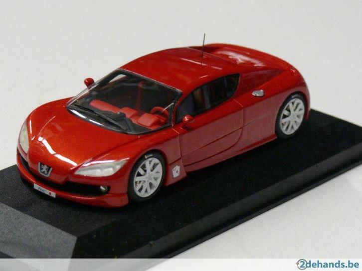 1:43 Peugeot Concept Car Carreau RC metallic rood, Hobby en Vrije tijd, Modelbouw | Auto's en Voertuigen, Zo goed als nieuw, Auto
