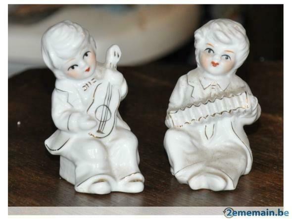 postures en faience  blanche et or couple musiciens