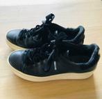 Zwarte sneakers van Pinned by K, Kleding | Dames, Schoenen, Pinned by K, Zwart, Ophalen of Verzenden, Zo goed als nieuw