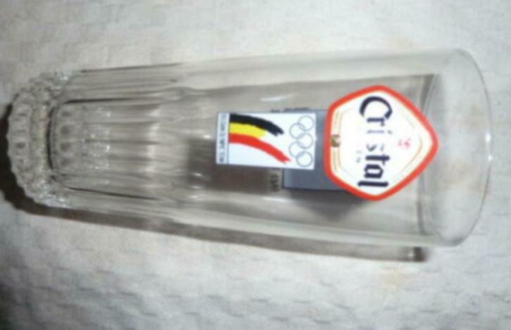 # bier glas CRISTAL ALKEN met achterdruk FRED DEBURGHRAEVE, Verzamelen, Glas en Drinkglazen, Nieuw, Bierglas, Ophalen of Verzenden