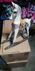 Cheval à bascule 30 cm en bois d albesia, Antiquités & Art, Enlèvement ou Envoi