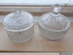 2 flacons  de toilette / boîtes couvercle verre ancien, Ophalen of Verzenden