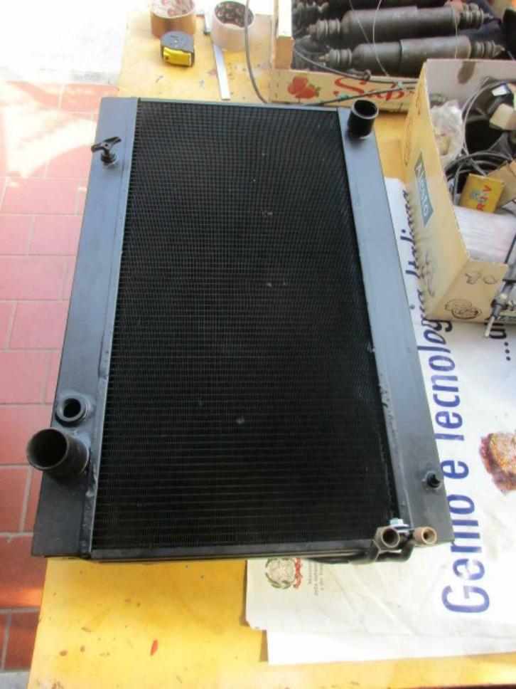 Radiator Ferrari 308, Auto-onderdelen, Motor en Toebehoren, Ferrari, Gereviseerd, Ophalen of Verzenden