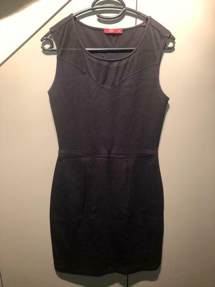 Zwarte jurken, Kleding | Dames, Jurken, Zo goed als nieuw, Maat 36 (S), Zwart, Boven de knie, Ophalen of Verzenden