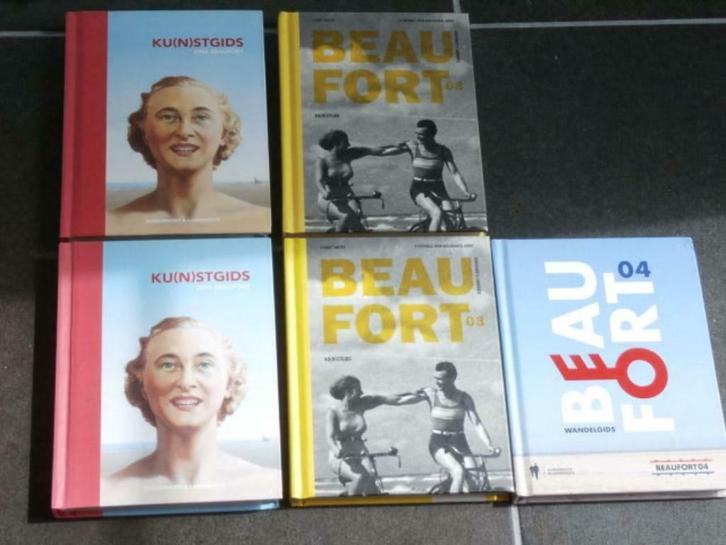KU(N)STGIDS Beaufort 5expl., Boeken, Kunst en Cultuur | Beeldend, Nieuw, Beeldhouwkunst, Ophalen of Verzenden