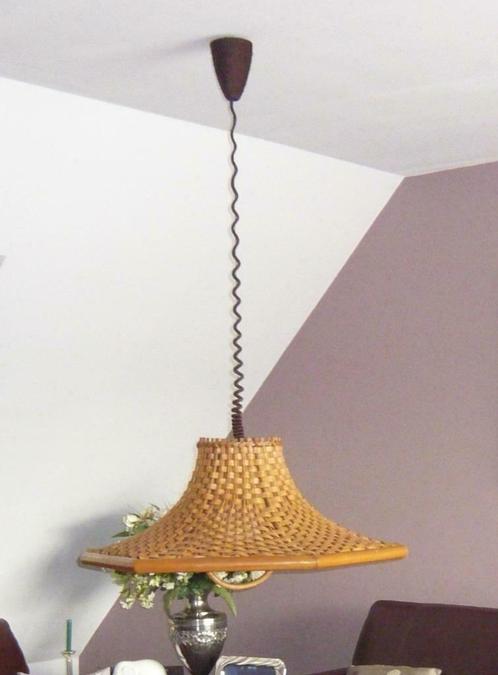 Prachtige houten designlamp, Huis en Inrichting, Lampen | Hanglampen, Zo goed als nieuw, 50 tot 75 cm, Hout, Ophalen